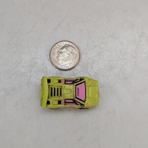 Rare Vintage 1986 Galoob Micro Machines - Lamborghini Countach Neon Yellow Pink